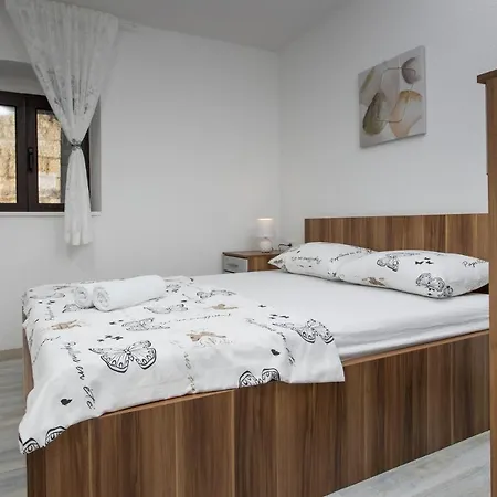 Villa Marija Krstatice